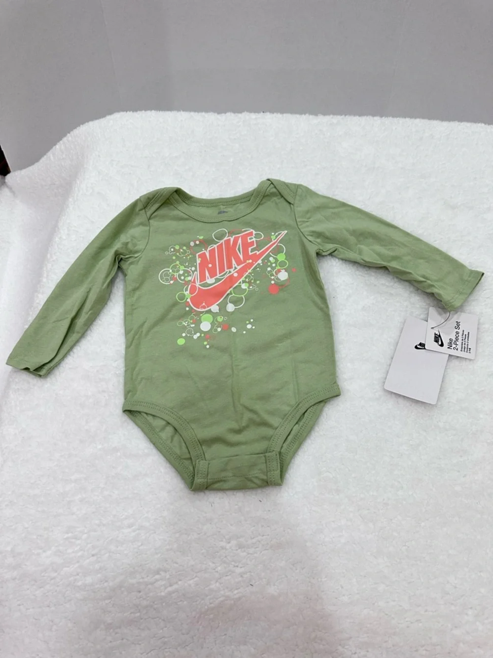 Nike light miss